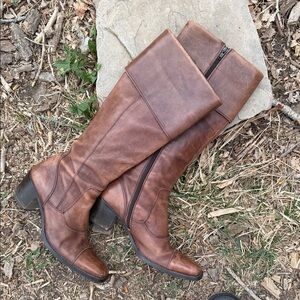 Type z leather boots